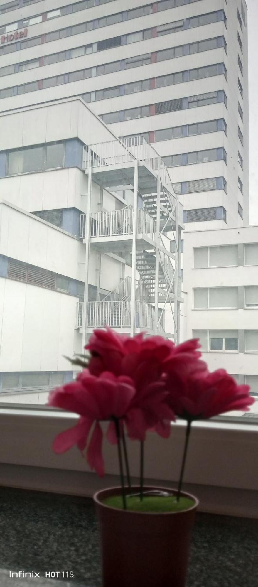 Anna Zimmer Familienzimmer Mit Gemeinschaftskueche Im Zentrum Von ไฮล์บรอนน์ ภายนอก รูปภาพ