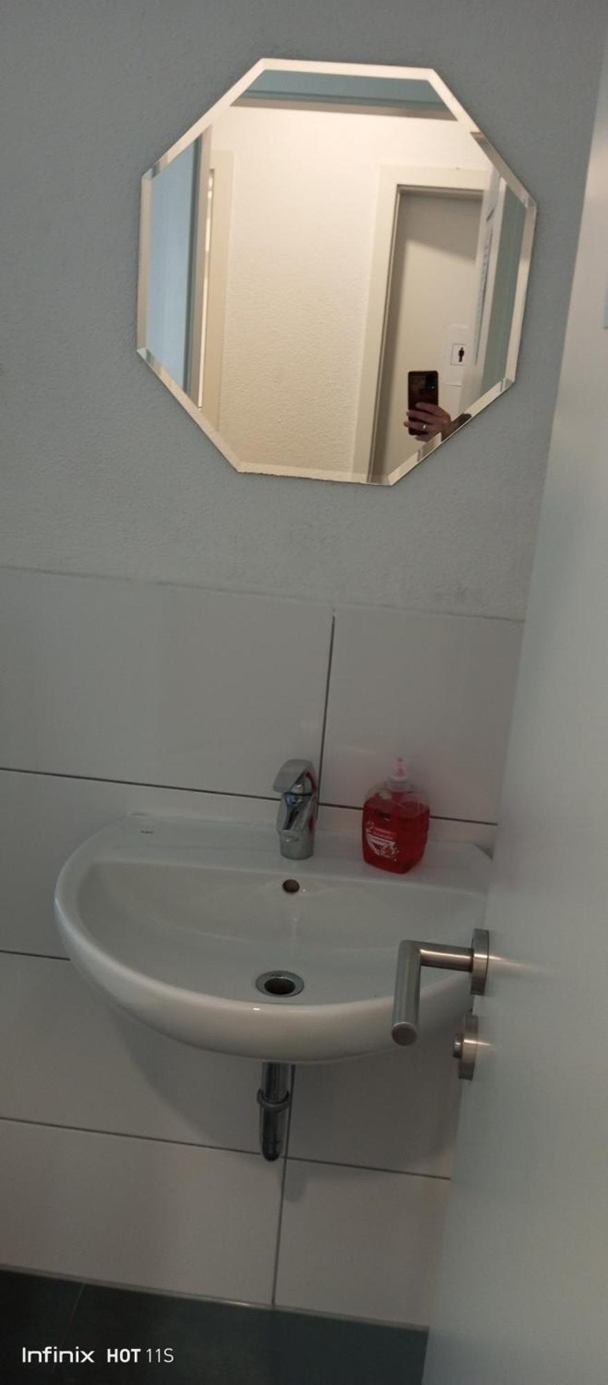 Anna Zimmer Familienzimmer Mit Gemeinschaftskueche Im Zentrum Von ไฮล์บรอนน์ ภายนอก รูปภาพ
